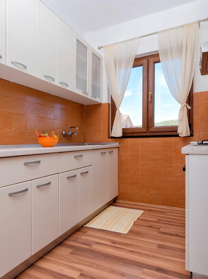 Apartments Draganic Jelsa  Zewnętrze zdjęcie