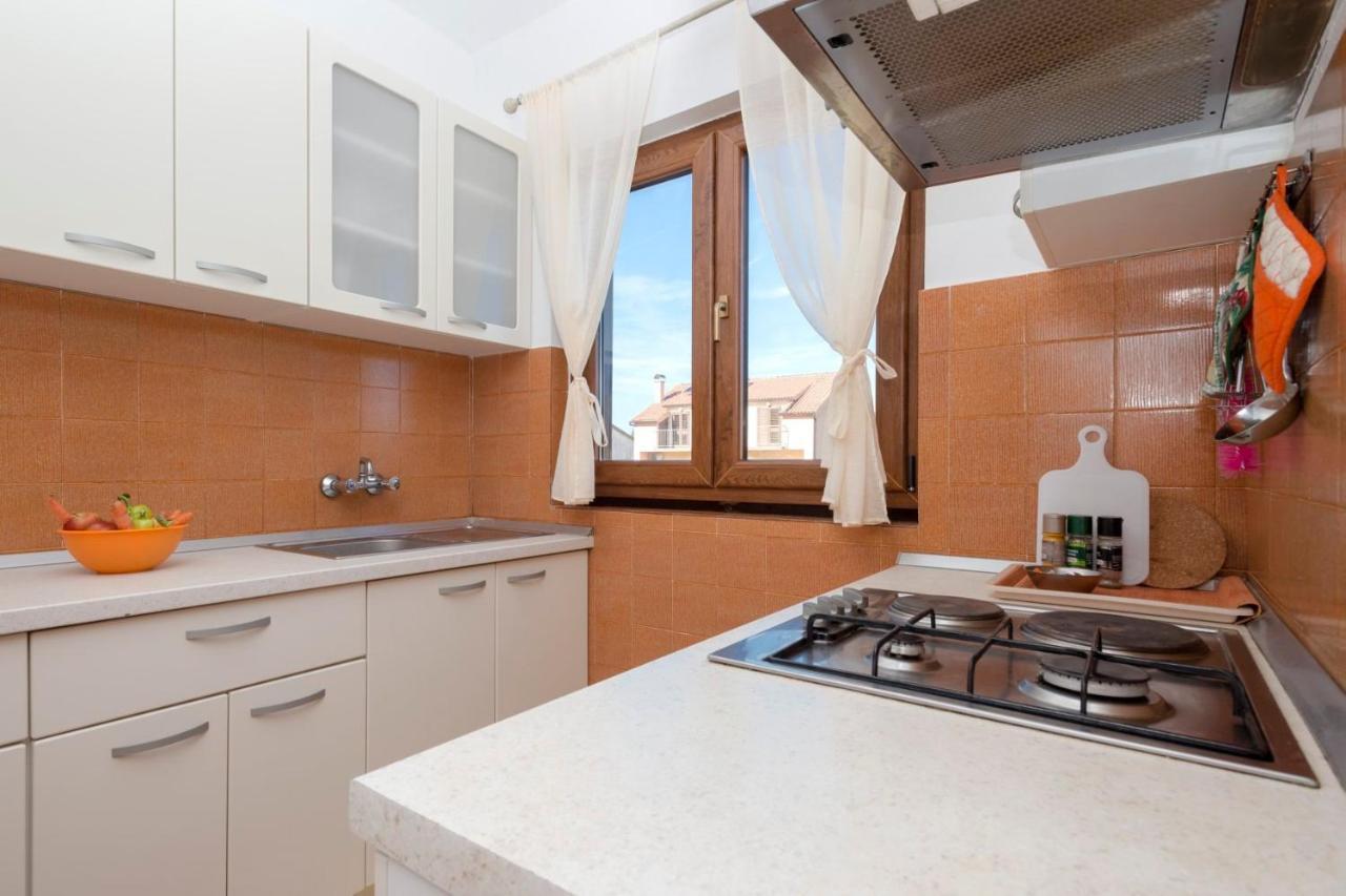 Apartments Draganic Jelsa  Zewnętrze zdjęcie