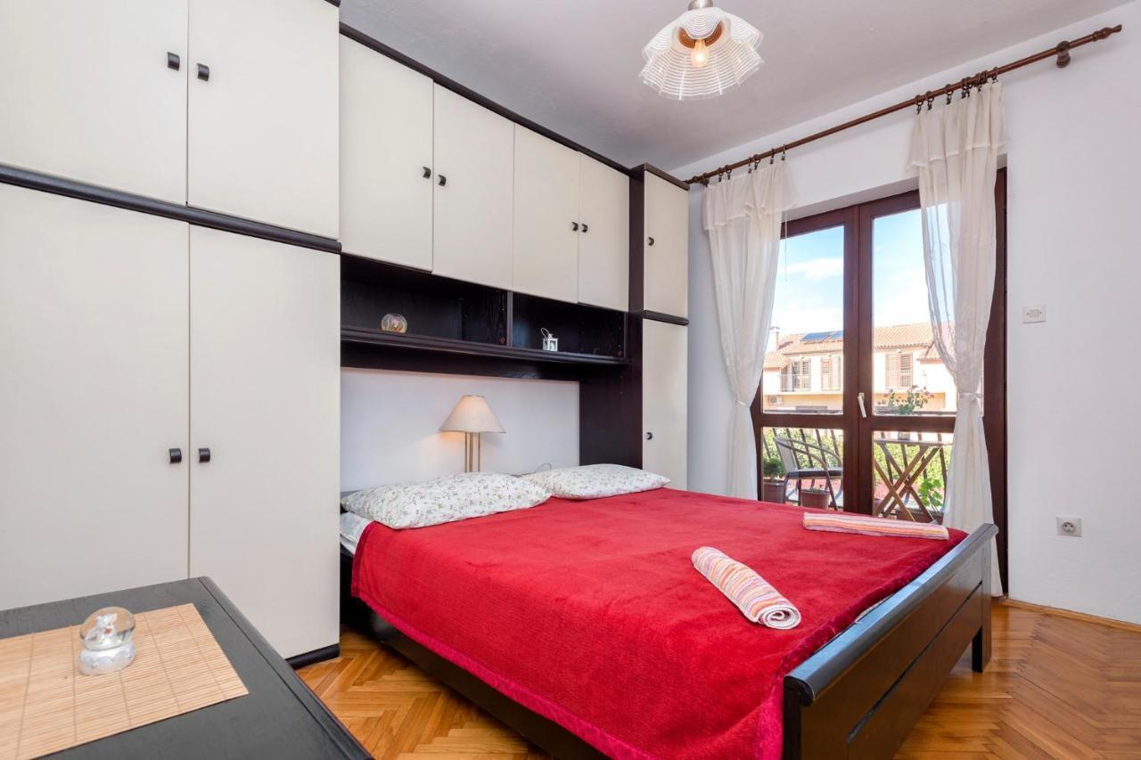 Apartments Draganic Jelsa  Zewnętrze zdjęcie
