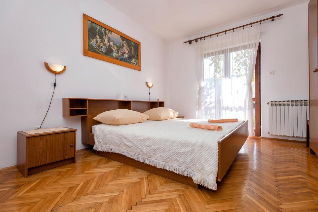 Apartments Draganic Jelsa  Zewnętrze zdjęcie
